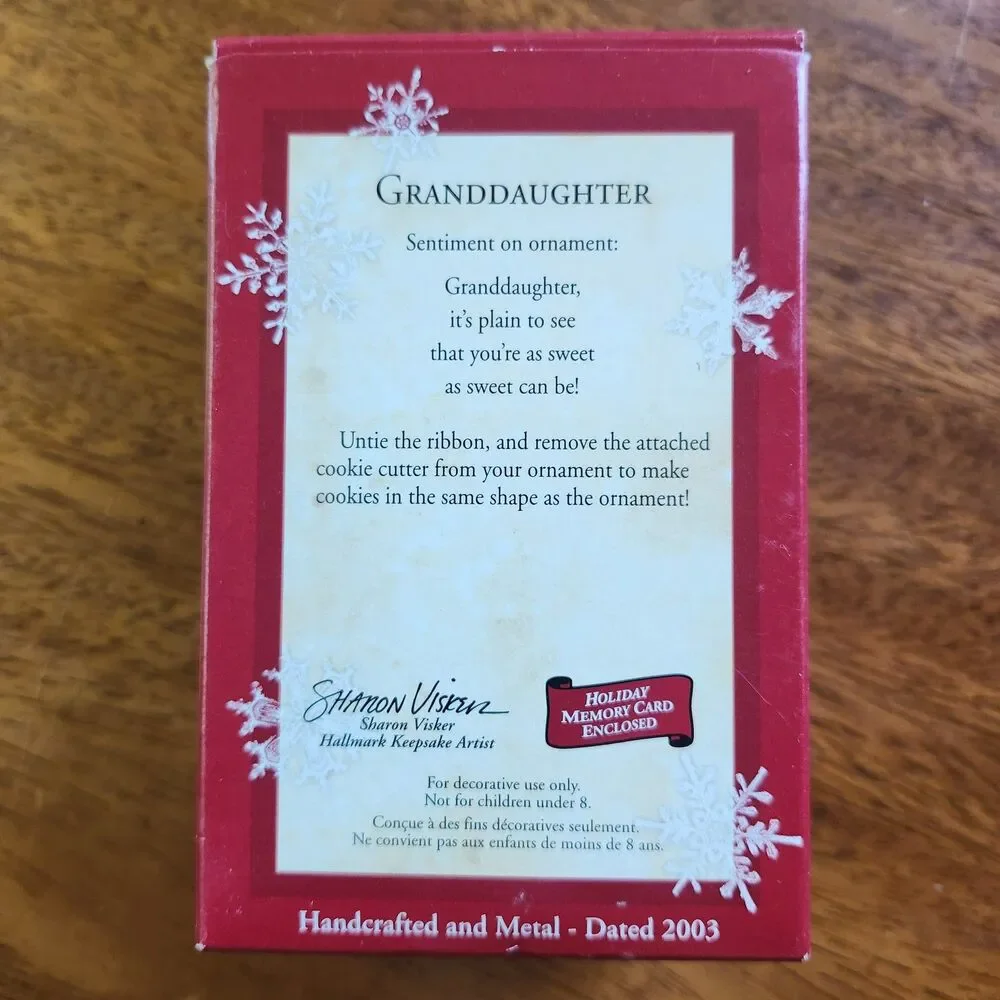 Hallmark Keepsake Ornament 2003 Granddaughter Gingerbread Girl Cookie Cutter NIB